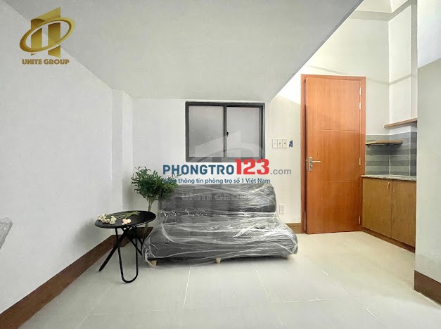 Cho thuê duplex mới 100% full nt, đầy đủ tiện nghi, cửa sổ. Khách dọn vào là ở luôn. Gần Lotte, Rmit