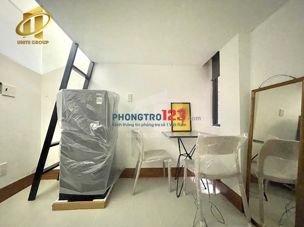 Cho thuê duplex mới 100% full nt, đầy đủ tiện nghi, cửa sổ. Khách dọn vào là ở luôn. Gần Lotte, Rmit