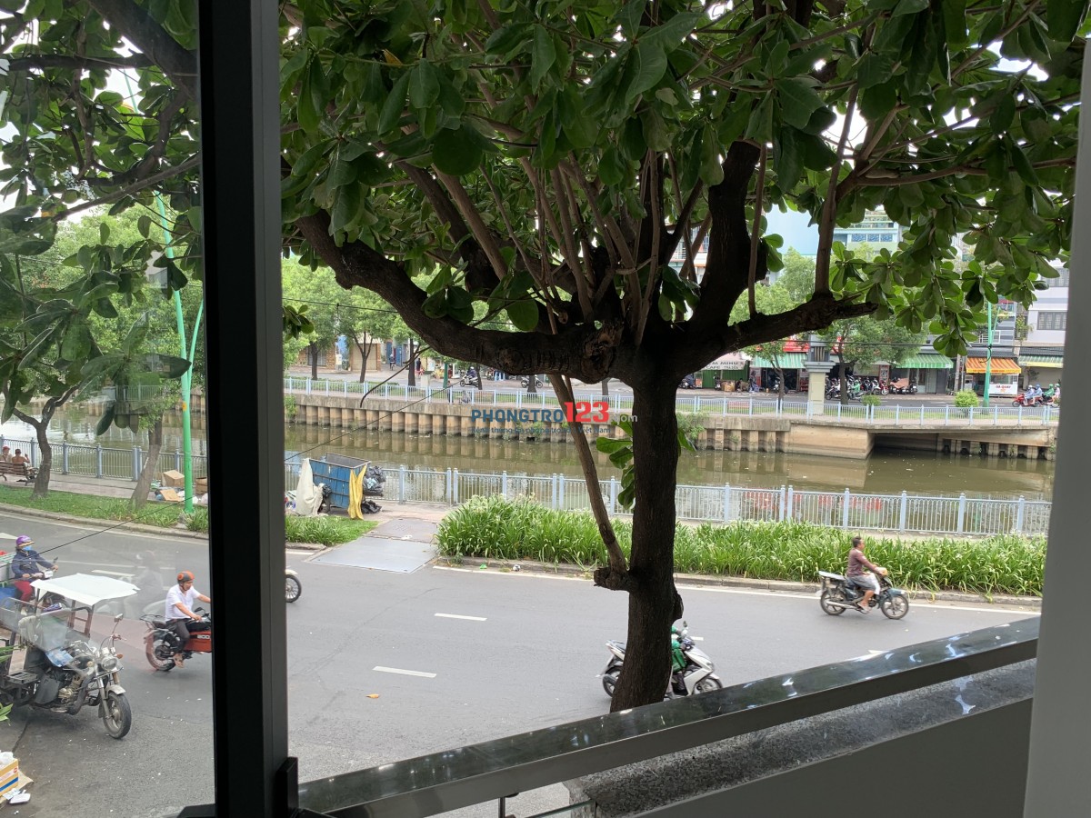Nhà mặt tiền 21m2 (01 trệt & 01 lầu), đường Trường Sa, Q. Phú Nhuận