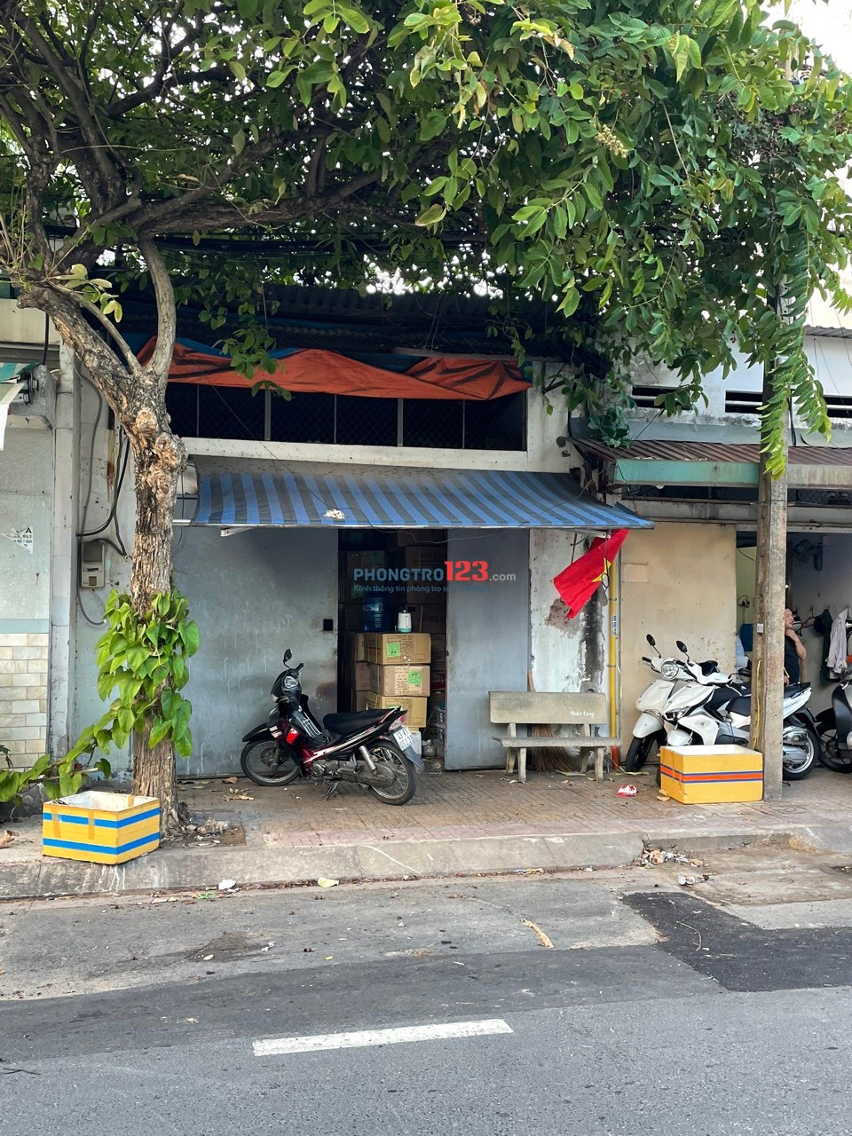 Cho thuê nhà mặt tiền đường Hiền Vương, Phường Phú Thạnh, Quận Tân Phú, TP.HCM