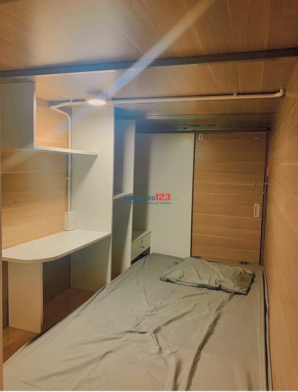 Cho thuê sleepbox sinh viên đầy đủ nội thất, tiện nghi tọa tạc tại Quận 11 gần Đại học Bách Khoa