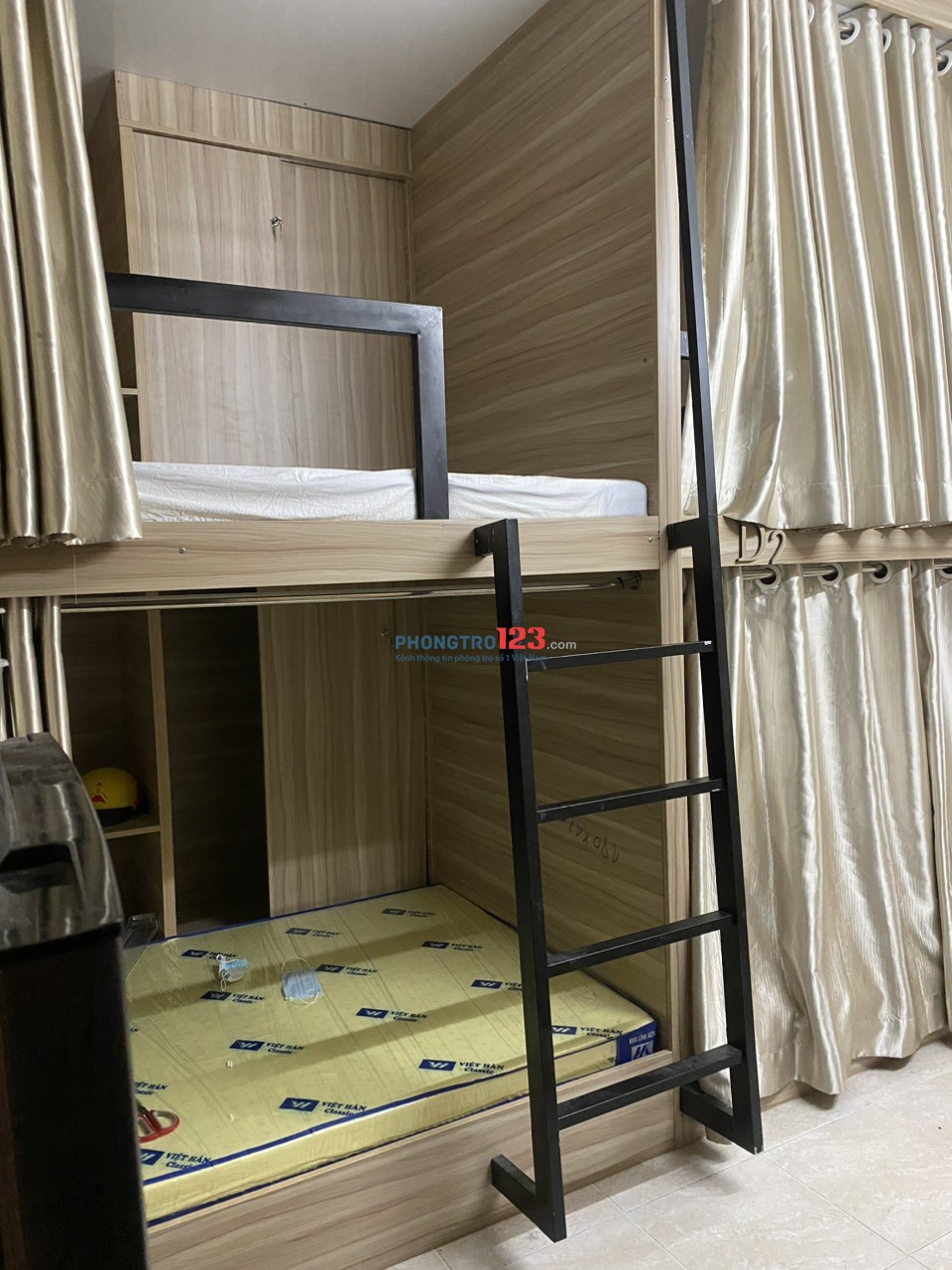 Sleep Box KTX Phòng 4 Người Full Nội Thất Cạnh Cao Đẳng Du Lịch Sài Gòn
