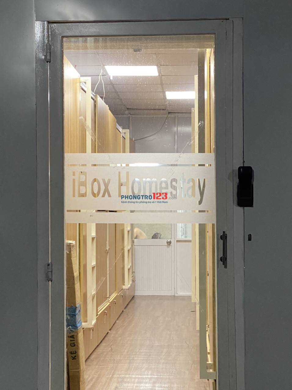 Sleep Box có cửa khóa 1 người ở giá rẻ đưòng Cộng Hòa , P.13 , Quận Tân Bình