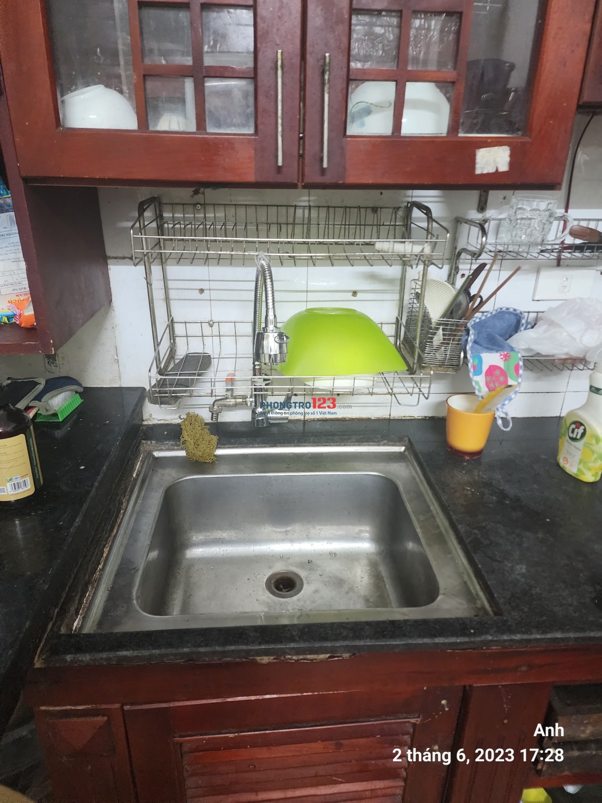Cho thuê nhà 3 tầng, đường Trần Cung