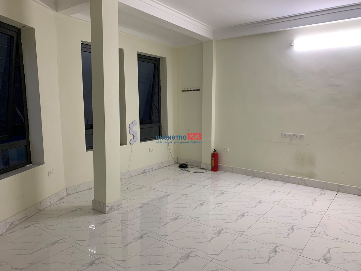 Cho thuê nhà, căn hộ 2 mặt tiền mới xây nằm trong nội khu Sun Grand City Thụy Khuê, Hà Nội