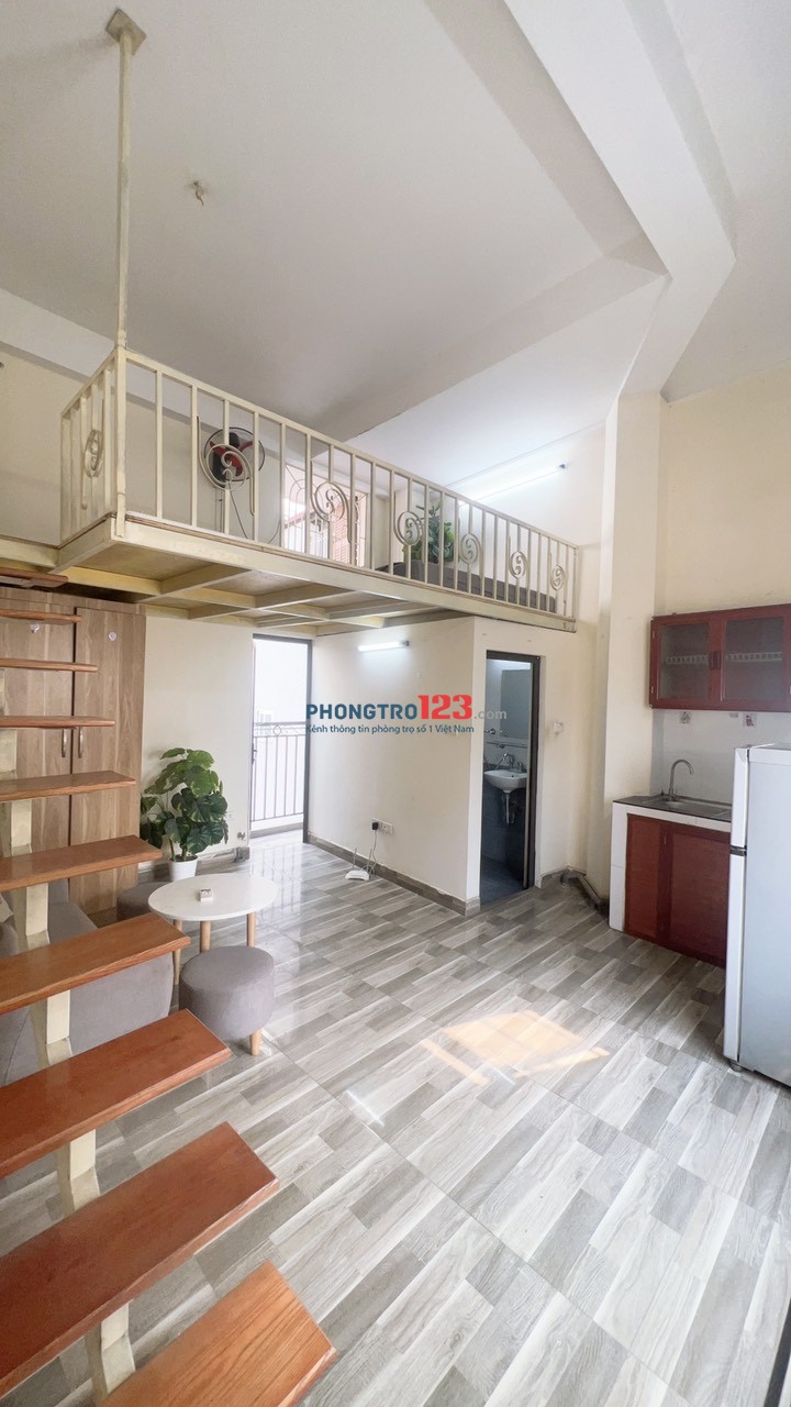 Cho thuê CCMN full đồ, khép kín, có gác ngủ, cửa sổ thoáng ngay 286 nguyễn Xiển hoặc đi 111 triều khúc