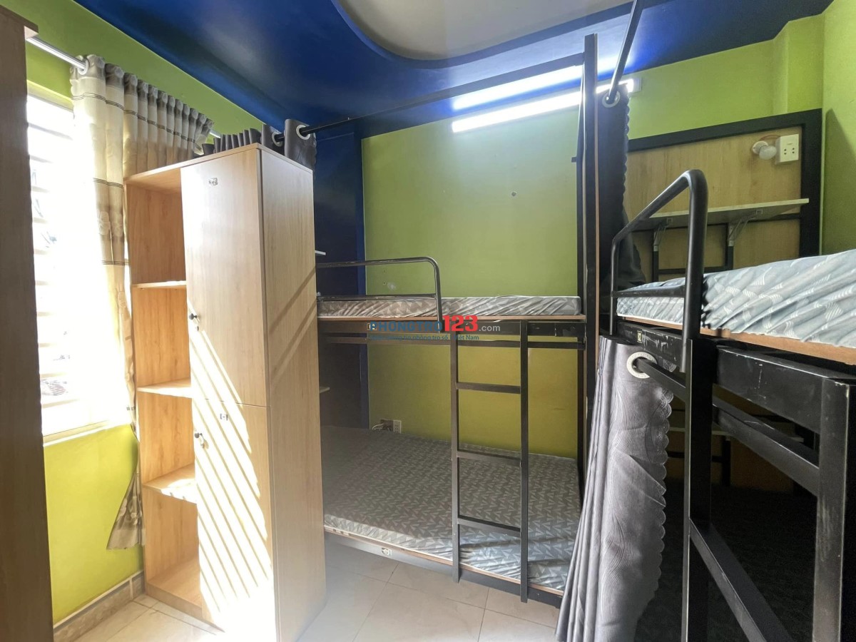 KTX MỚI KHAI TRƯƠNG NGAY LÊ VĂN VIỆT -TRỌN GÓI CHỈ 1TR6 PHÒNG 4
