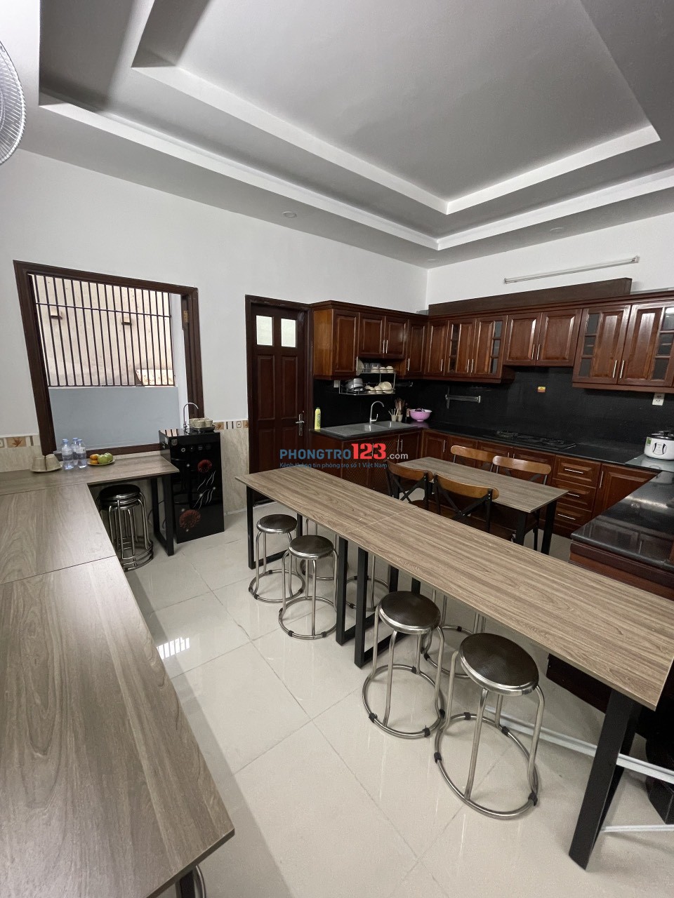 KTX MỚI KHAI TRƯƠNG GẦN NGAY ĐHSPKT - ĐH NGÂN HÀNG -TRỌN GÓI CHỈ 1TR300