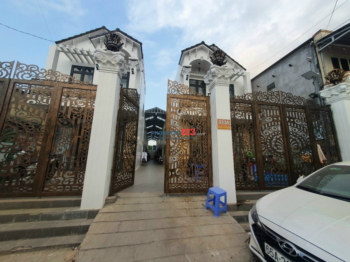 Nhà trệt 1 lầu, Trục chính hẻm 4 Nguyễn Văn Linh, kế bên trường Đại Học Y Dược