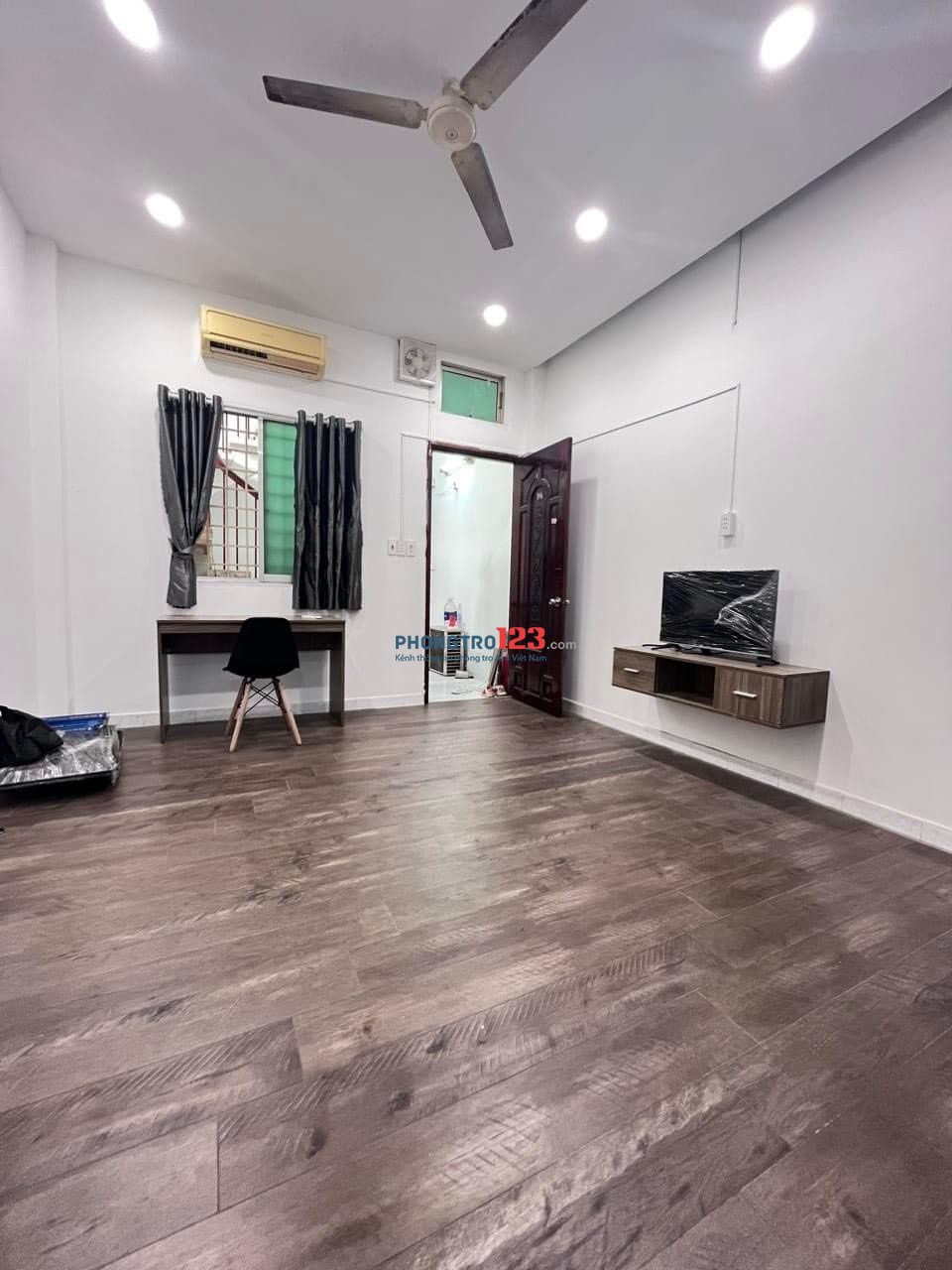 Duplex trang bị nội thất siêu mới, giá hạt dẻ, Full nội thất như hình, Ngay chợ Phạm Văn Hai