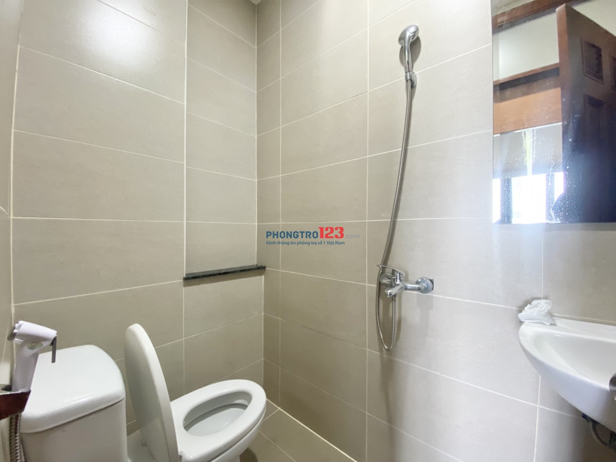 DUPLEX SIU RỘNG Ở TRẦN NÃO - nằm gần TRƯỜNG ĐẠI HỌC GIAO THÔNG VẬN TẢI- full Nội Thất- ở được 3-4 bạn