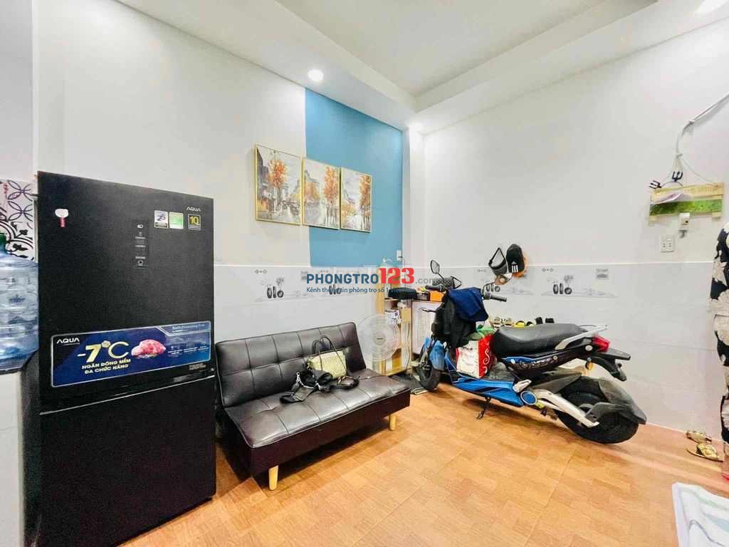 Pass lại nhà nguyên căn 3 sàn ở Bình Thạnh, gần Bến xe miền Đông cũ