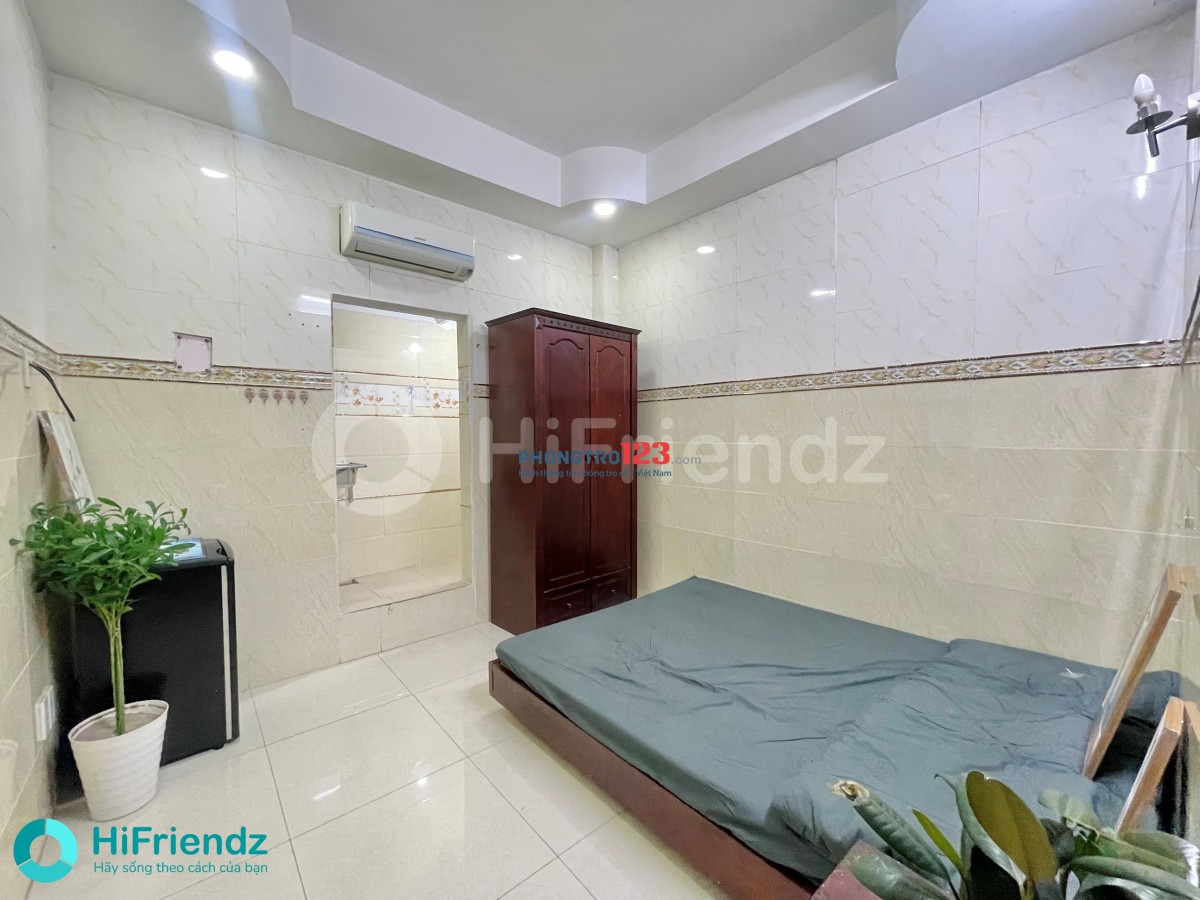 Khai Trương Thêm 1 Tòa Nhà Mới Sân Bay, Không Giới Hạn Người Và Xe