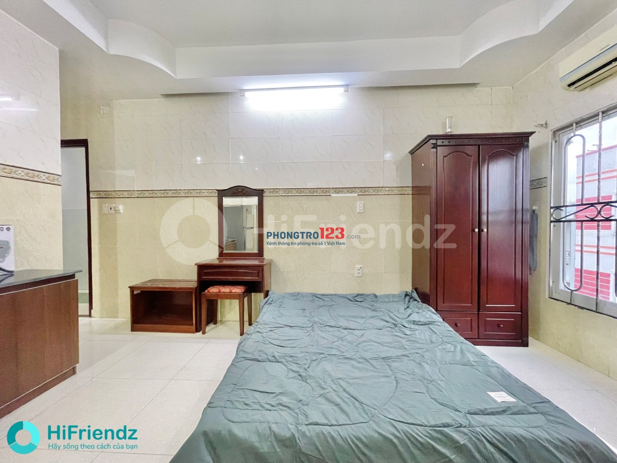 Khai Trương Thêm 1 Tòa Nhà Mới Sân Bay, Không Giới Hạn Người Và Xe