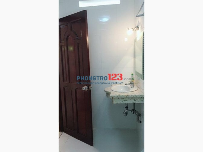 2 phòng cao cấp full nội thất trong biệt thự Villa, sạch sẽ, đẹp, 50m2