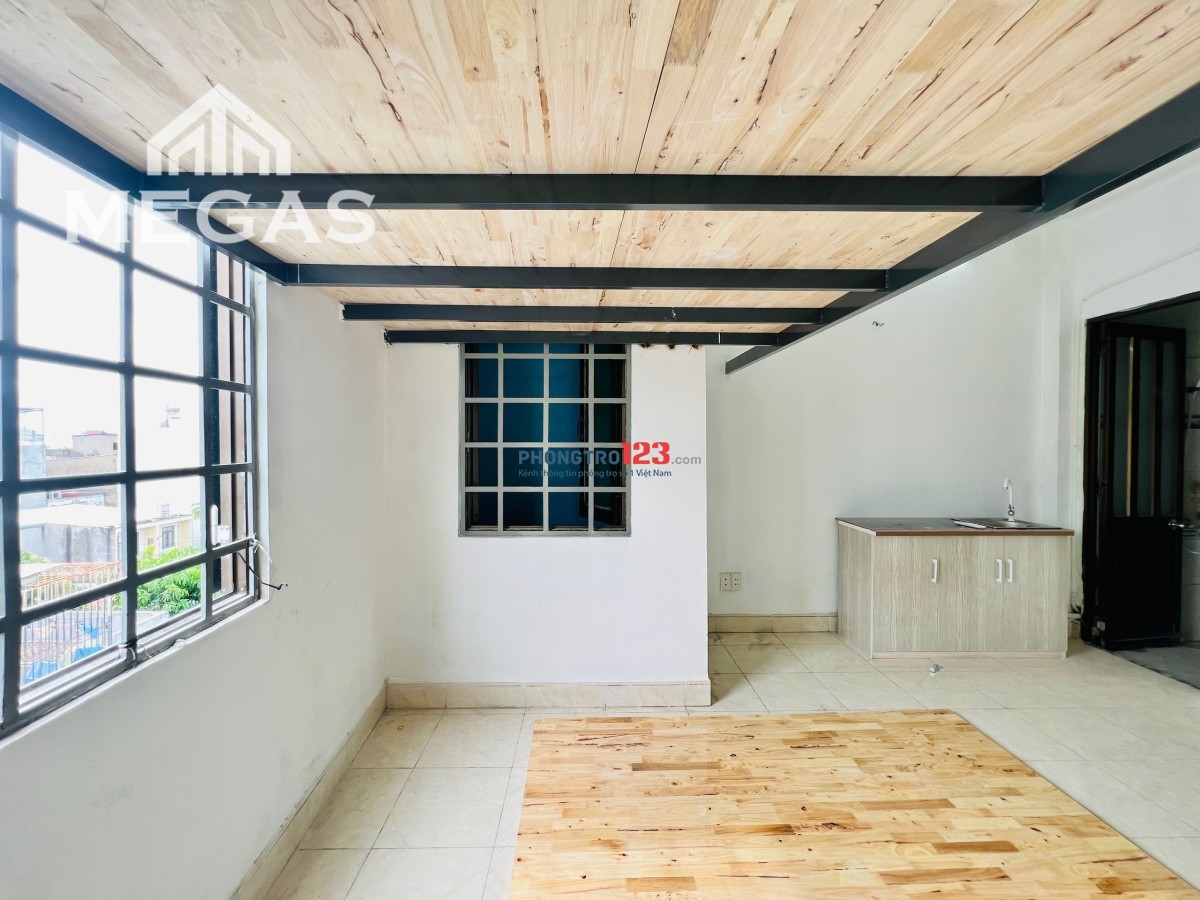 Phong cho thuê duplex giá rẻ mới xây ngay Bình Long giao Lê Văn Quới