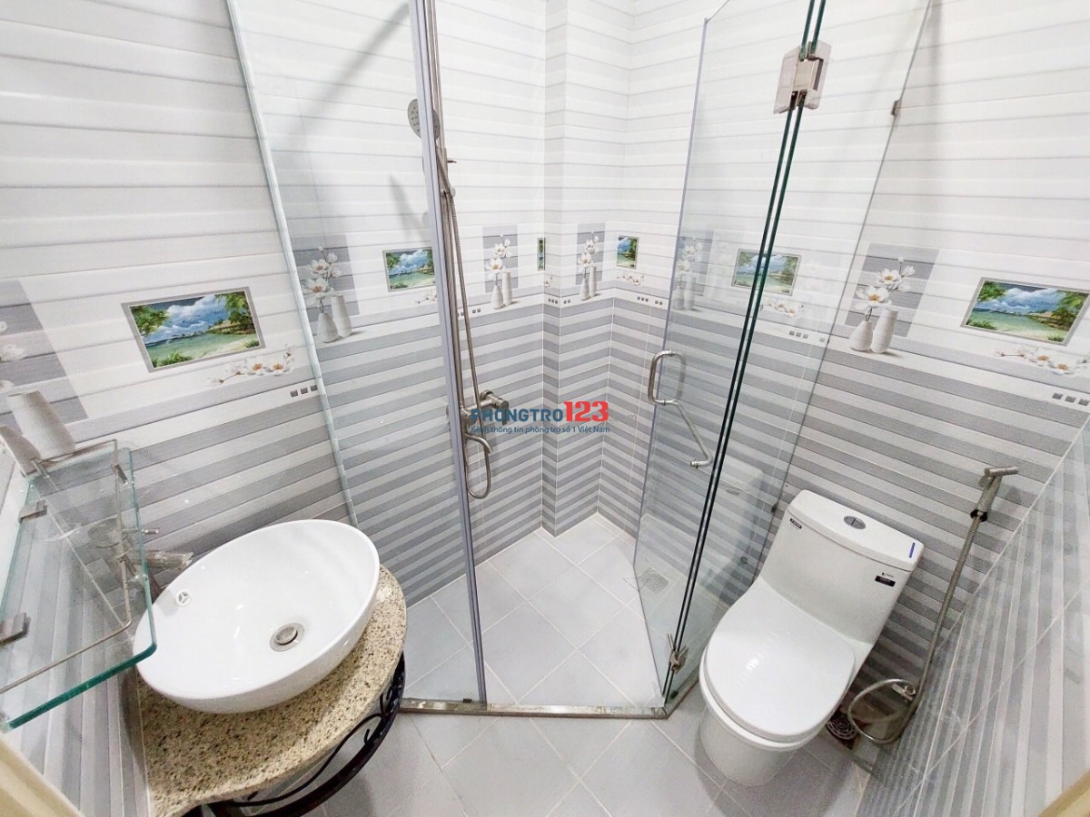 Sở hữu ngay căn hộ FULL NỘI THẤT, thuận tiện di chuyển.( vị trí cực tốt đi lại các quận trung tâm)