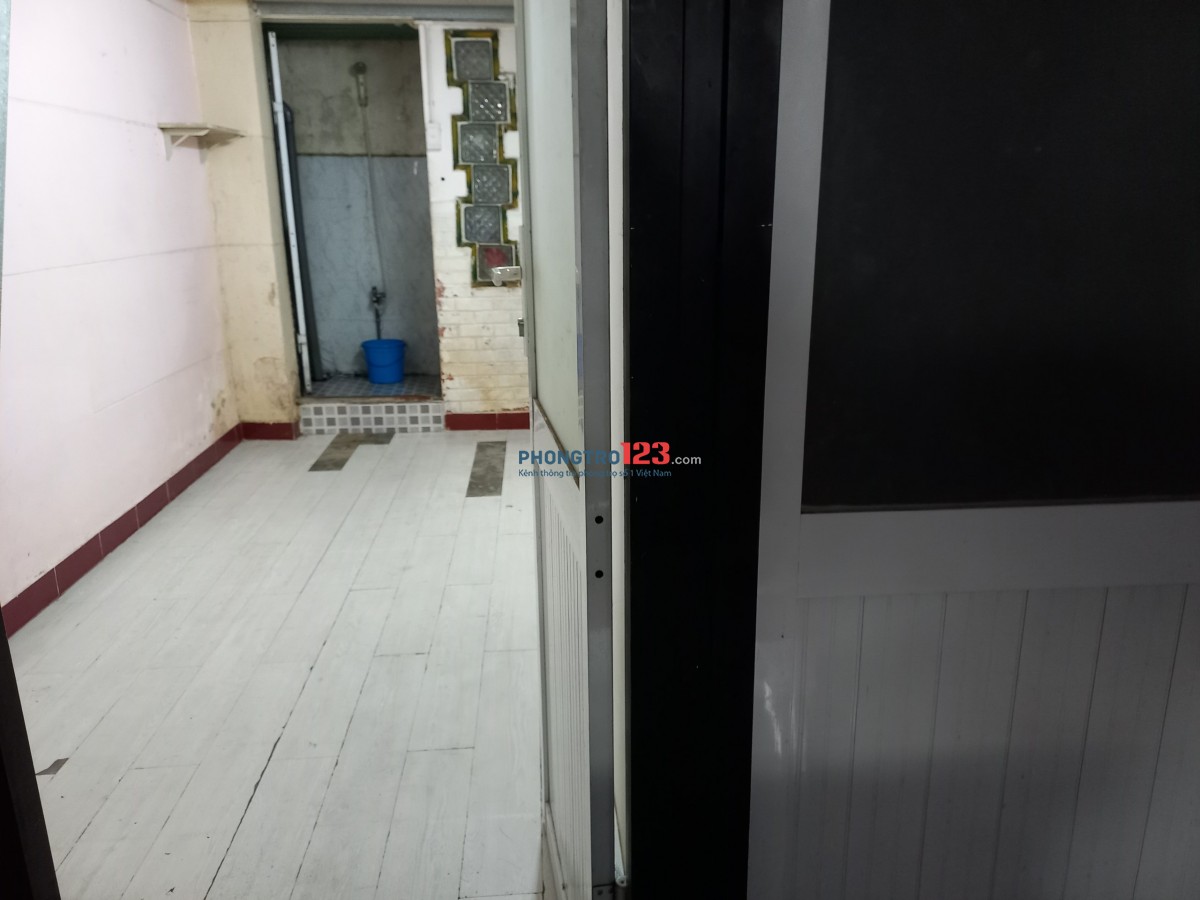 Phòng trọ 139/5 An Bình, Quận 5 (Gần đường Trần Hưng Đạo và cầu Nguyễn Tri Phương)