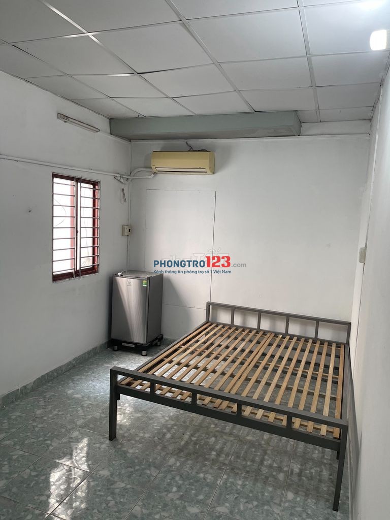 Phòng tại Điện Biên Phủ, ngay KDL Văn Thánh, bảo vệ 24/7