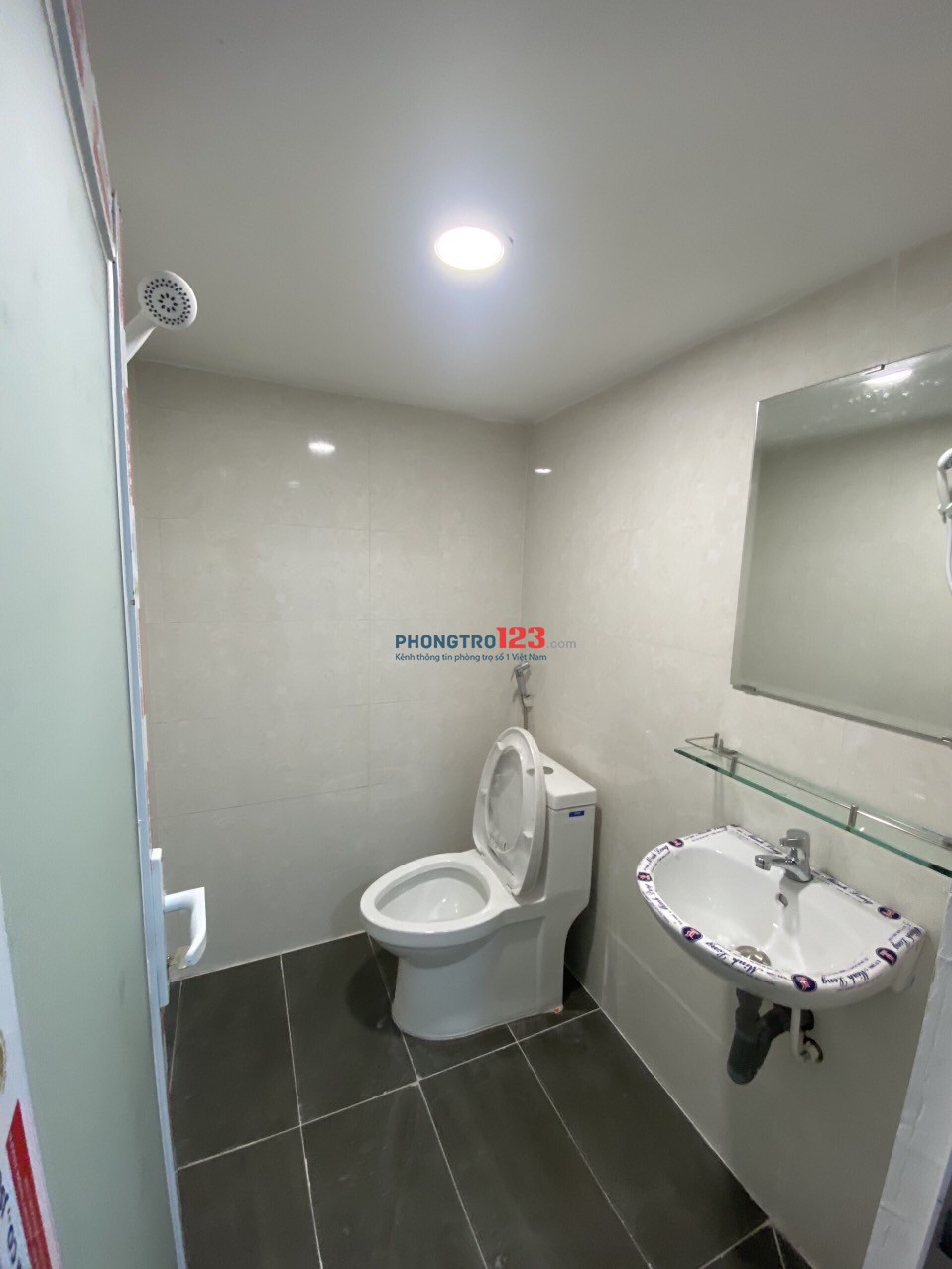 Cho thuê phòng trọ- duplex-ngay hutech, ngoại thương, GTVT.. 30m2