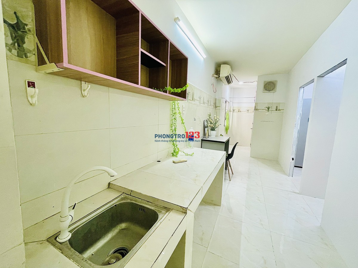 Căn Hộ Cực Rộng 2pn, 1pk, 6tr6 Mặt Tiền Đường Ngô Bệ, P13, Tân Bình
