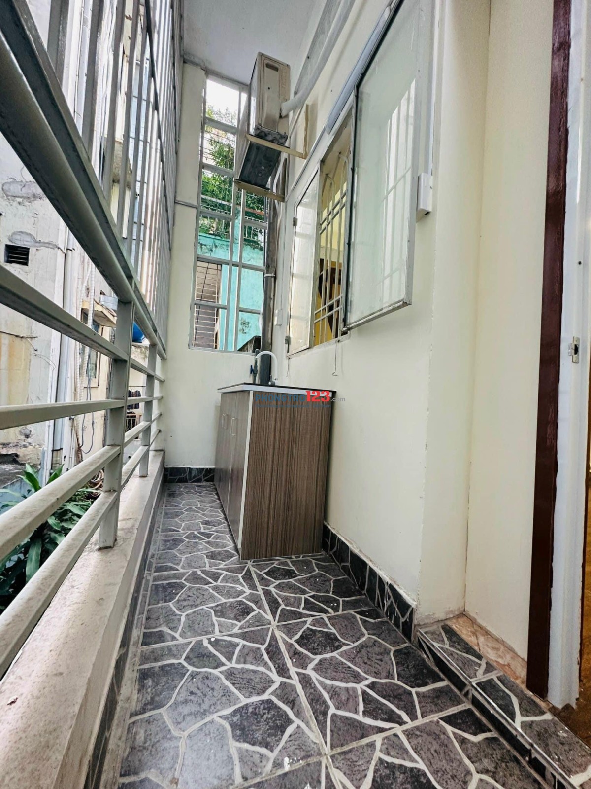 Khai trương căn duplex siêu xinh, full nội thất, ngay chợ Bến Thành