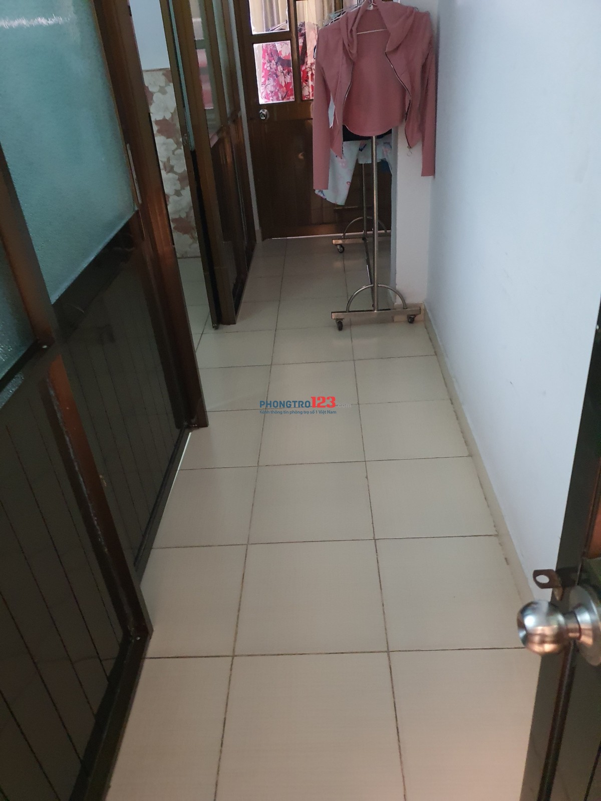 Cho Thuê phòng 20m2, Bạch Đằng. Q.Bình Thạnh