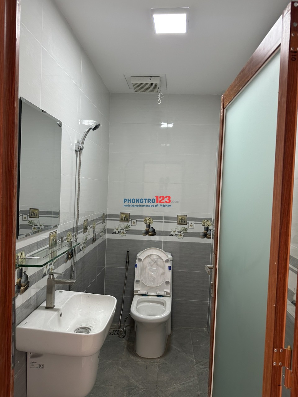 Còn duy nhất 1 phòng trống 35m2 cho thuê tại đường 11, Linh Xuân, gần Đại học Ngân Hàng, Kinh Tế Luật, ĐHQG