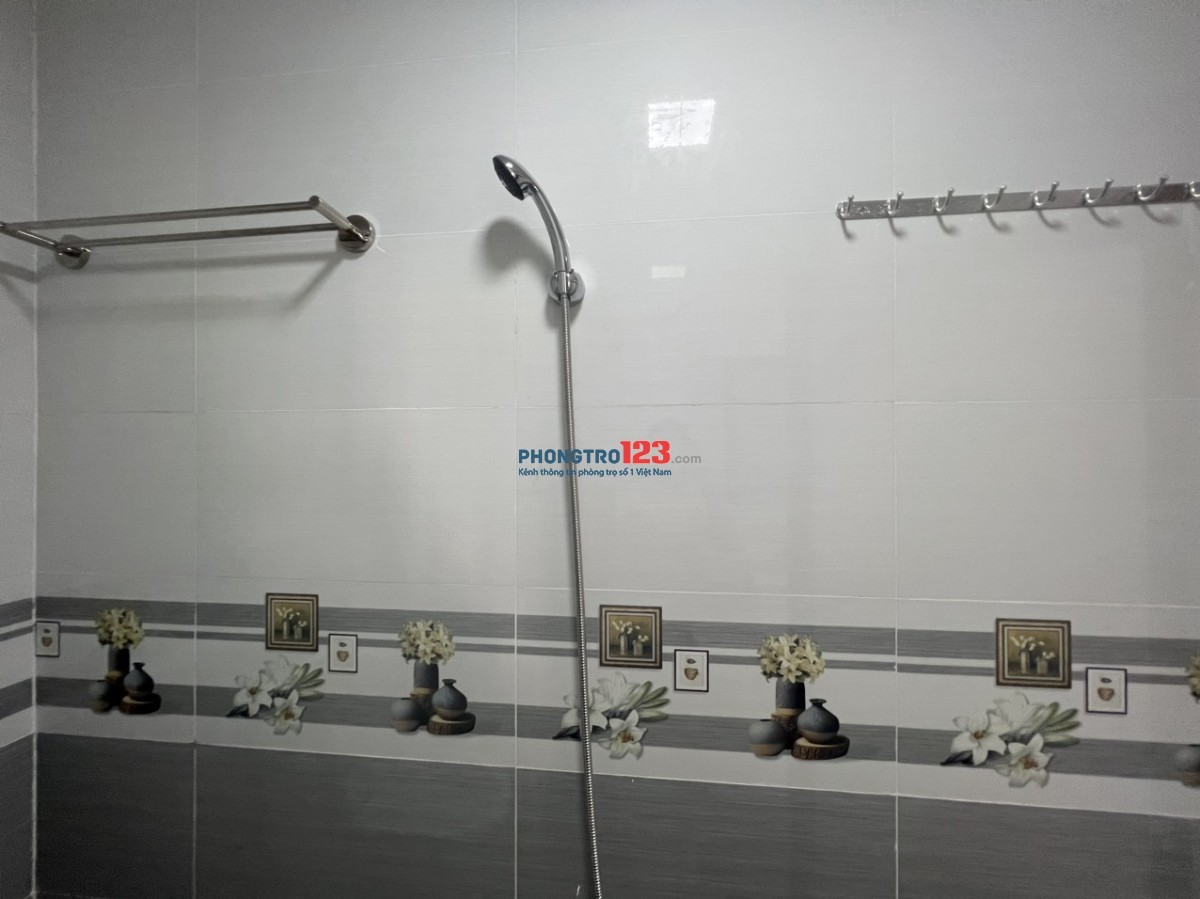 Còn duy nhất 1 phòng trống 35m2 cho thuê tại đường 11, Linh Xuân, gần Đại học Ngân Hàng, Kinh Tế Luật, ĐHQG