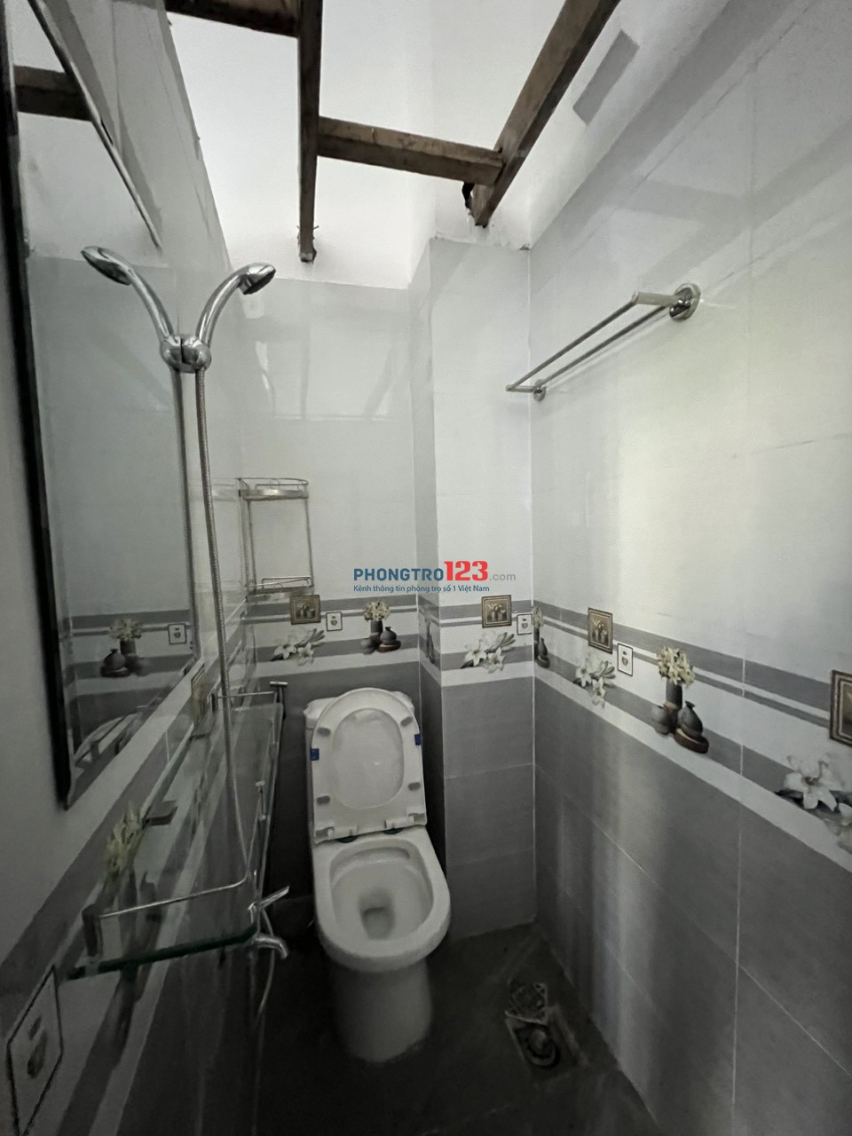Còn duy nhất 1 phòng trống 35m2 cho thuê tại đường 11, Linh Xuân, gần Đại học Ngân Hàng, Kinh Tế Luật, ĐHQG