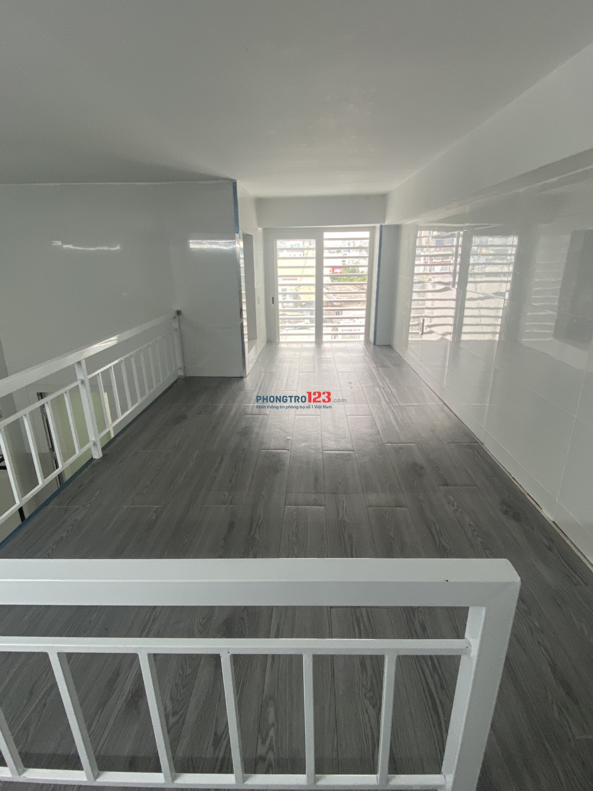 Duplex tiện nghi full nội thất 30m2 nằm trên trục đường Đinh Tiên Hoàng