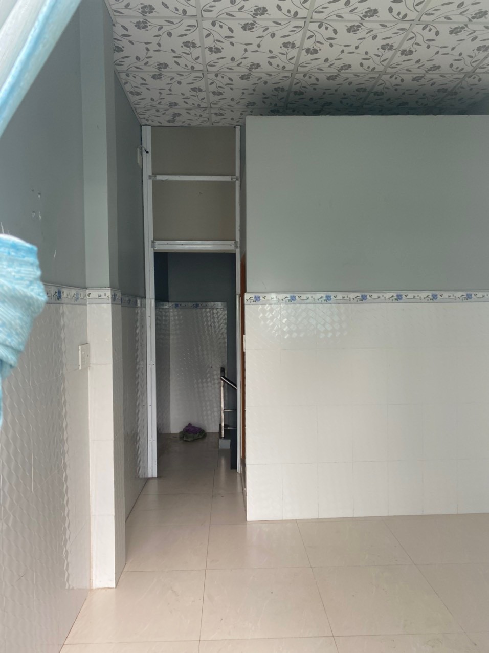 Cho thuê nhà hẻm 8m VTKD thông Lũy Bán Bích quận Tân phú dtsd 48m2 -6 trieu