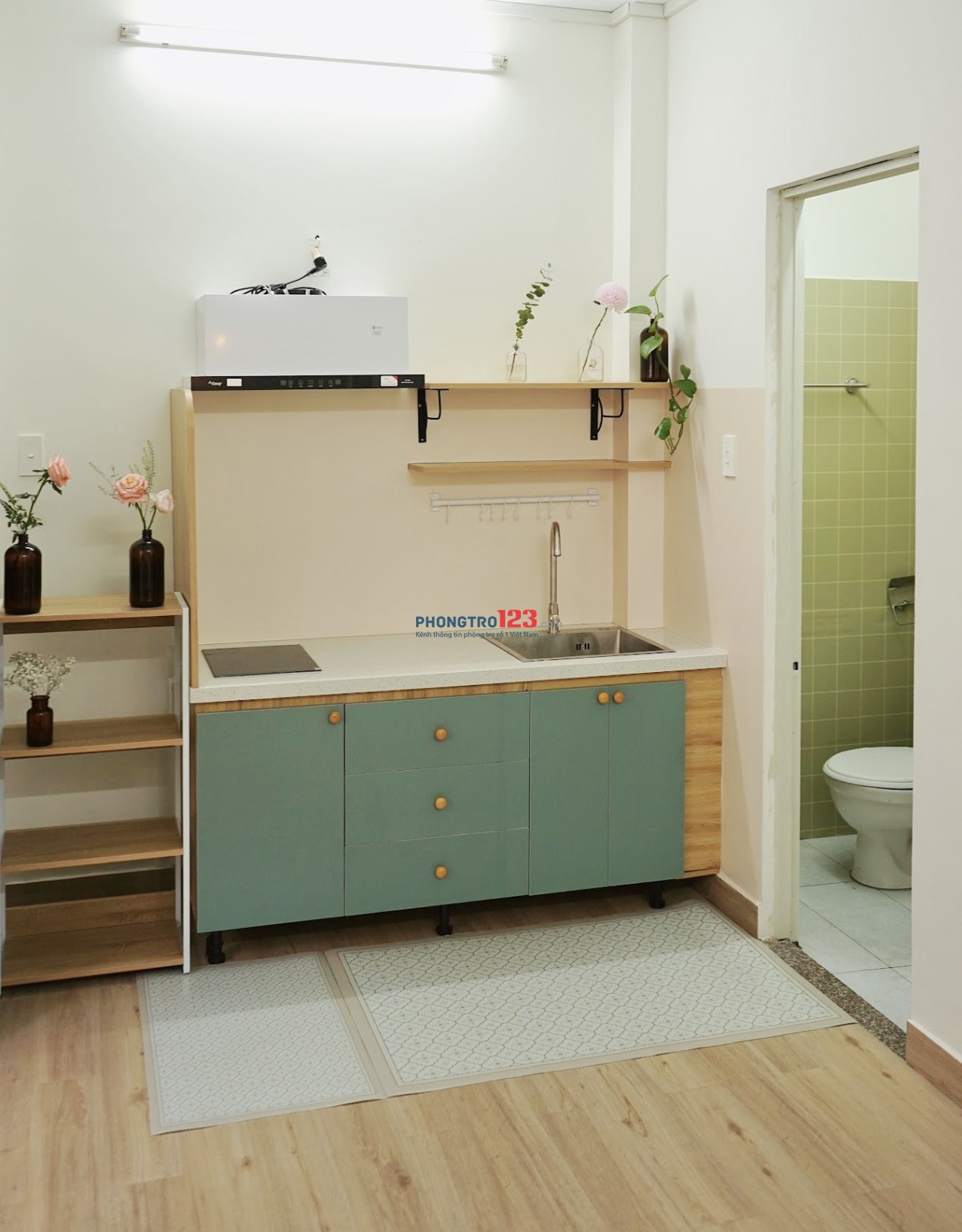 Cho Thuê Căn Hộ Studio Full Nội Thất Cao Cấp Mới 100% Ngay Hoàng Hoa Thám Phường 13 Tân Bình.