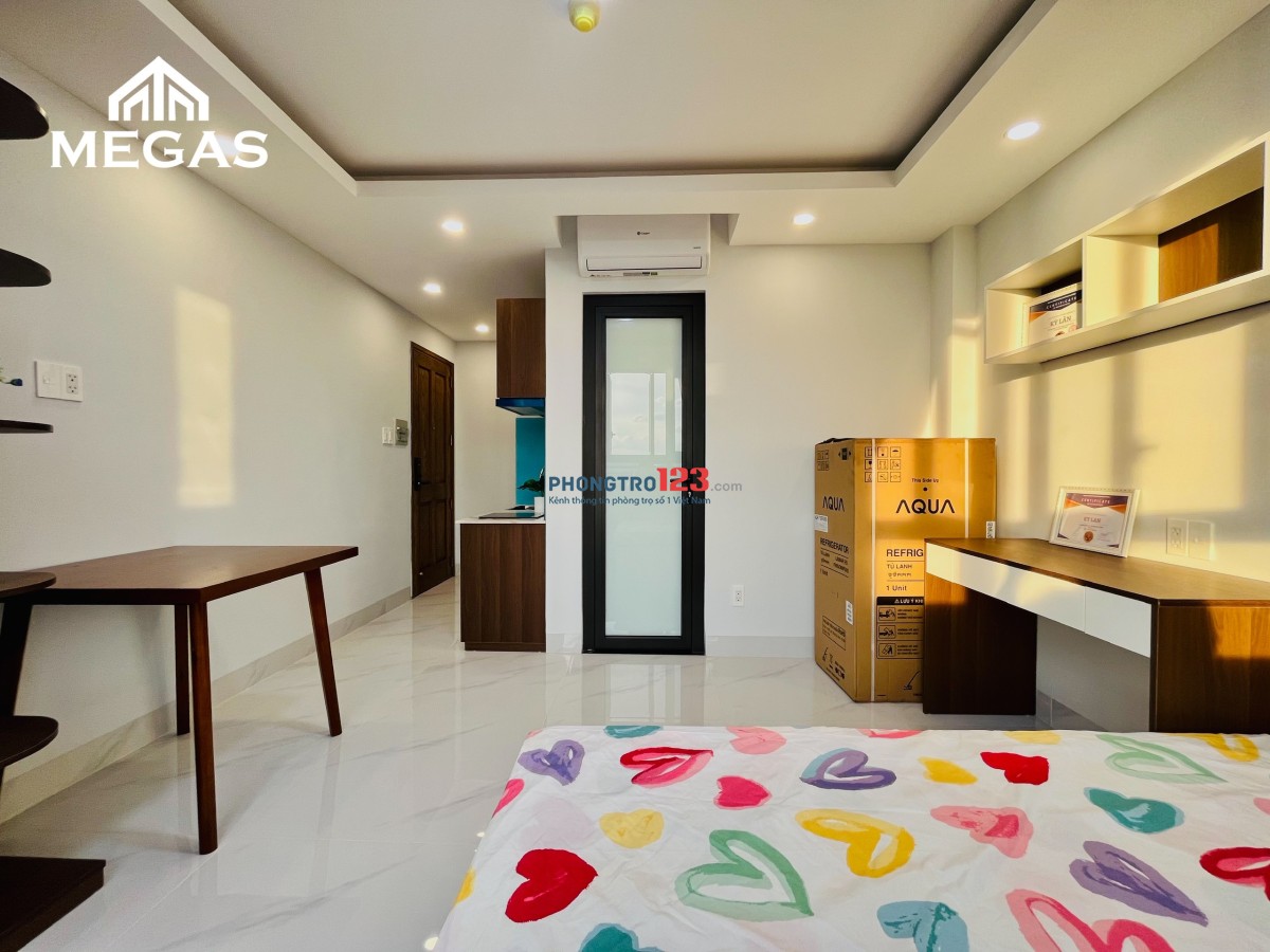 Khai trương căn hộ ban công view xịn gần UBND Thủ Đức, Đảo Kim Cương - Quận 2