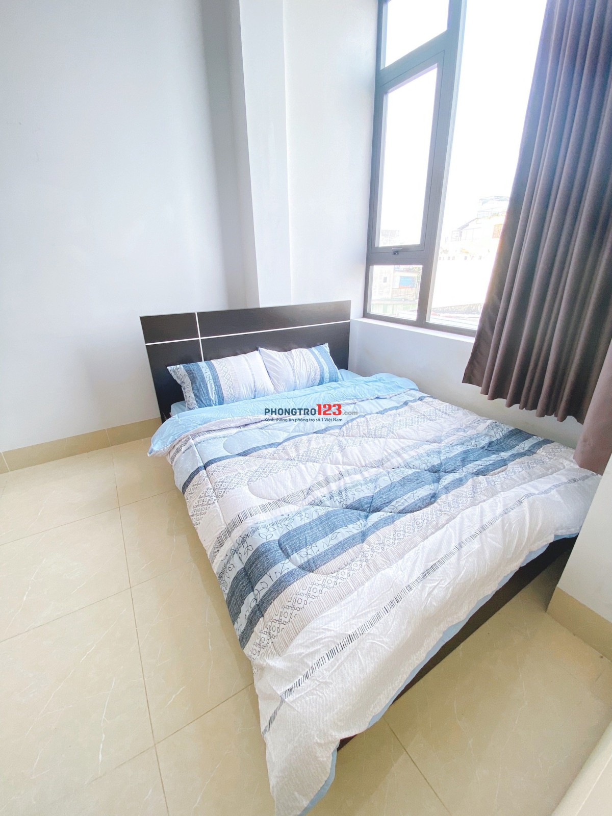 Căn hộ ngay Ngã Tư Bảy Hiền kế bên chợ Tân Bình full nội thất Bancon rộng 