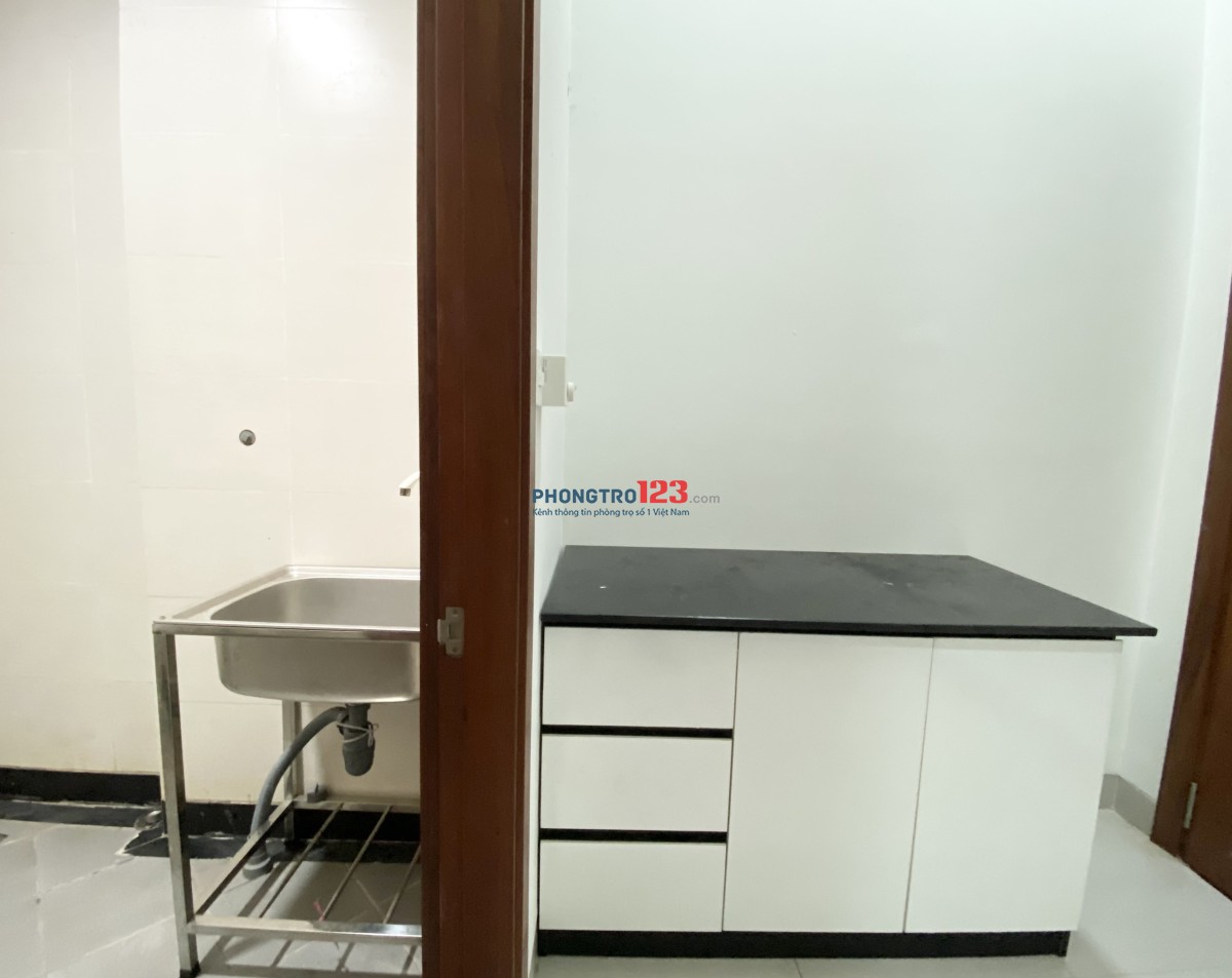 studio rộng rãi sạch ở đỗ thừa luông