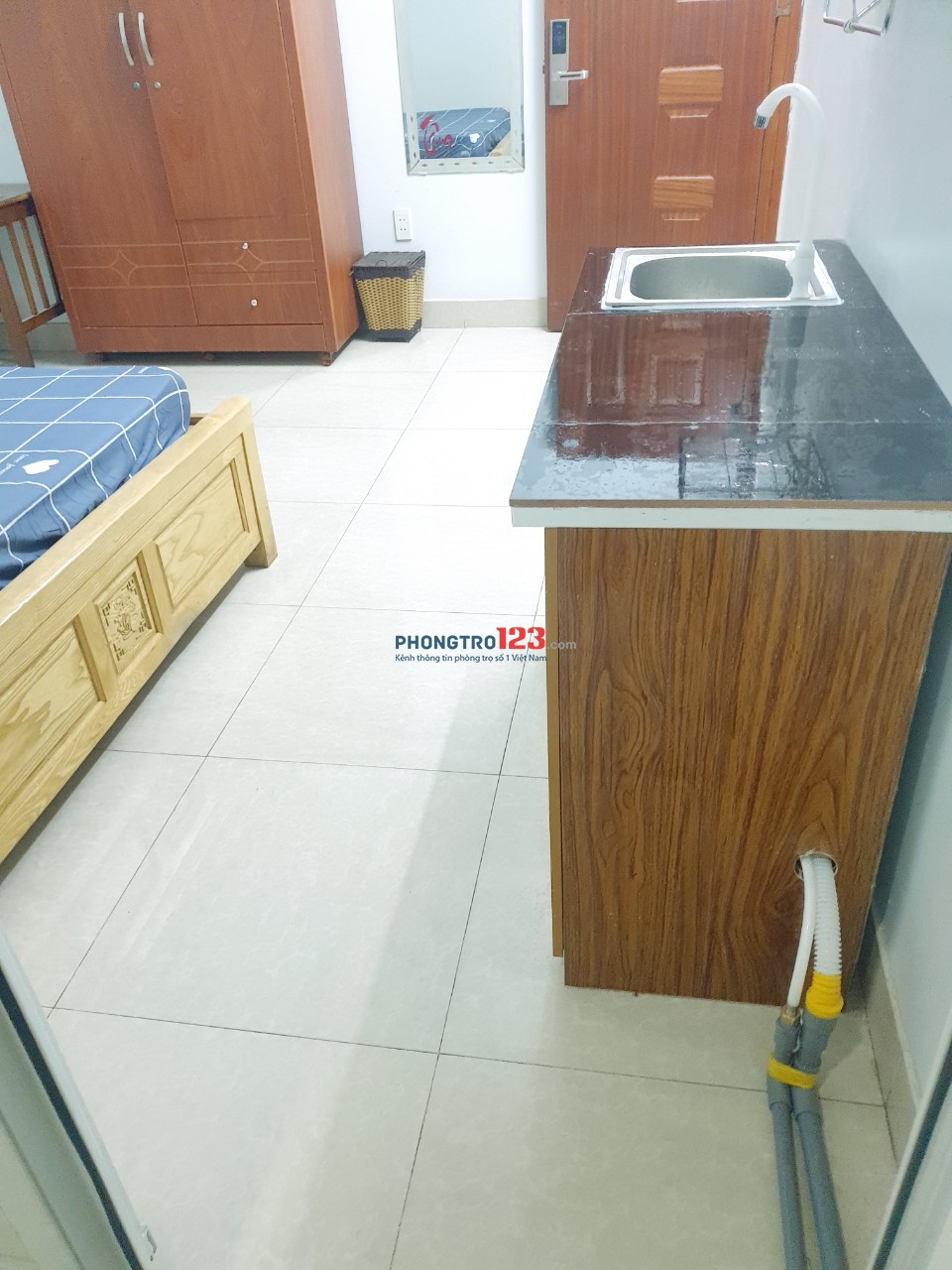 Căn Hộ Dịch Vụ Full Nội Thất 35m2 Giá Rẻ đường Âu Cơ Quận Tân Phú