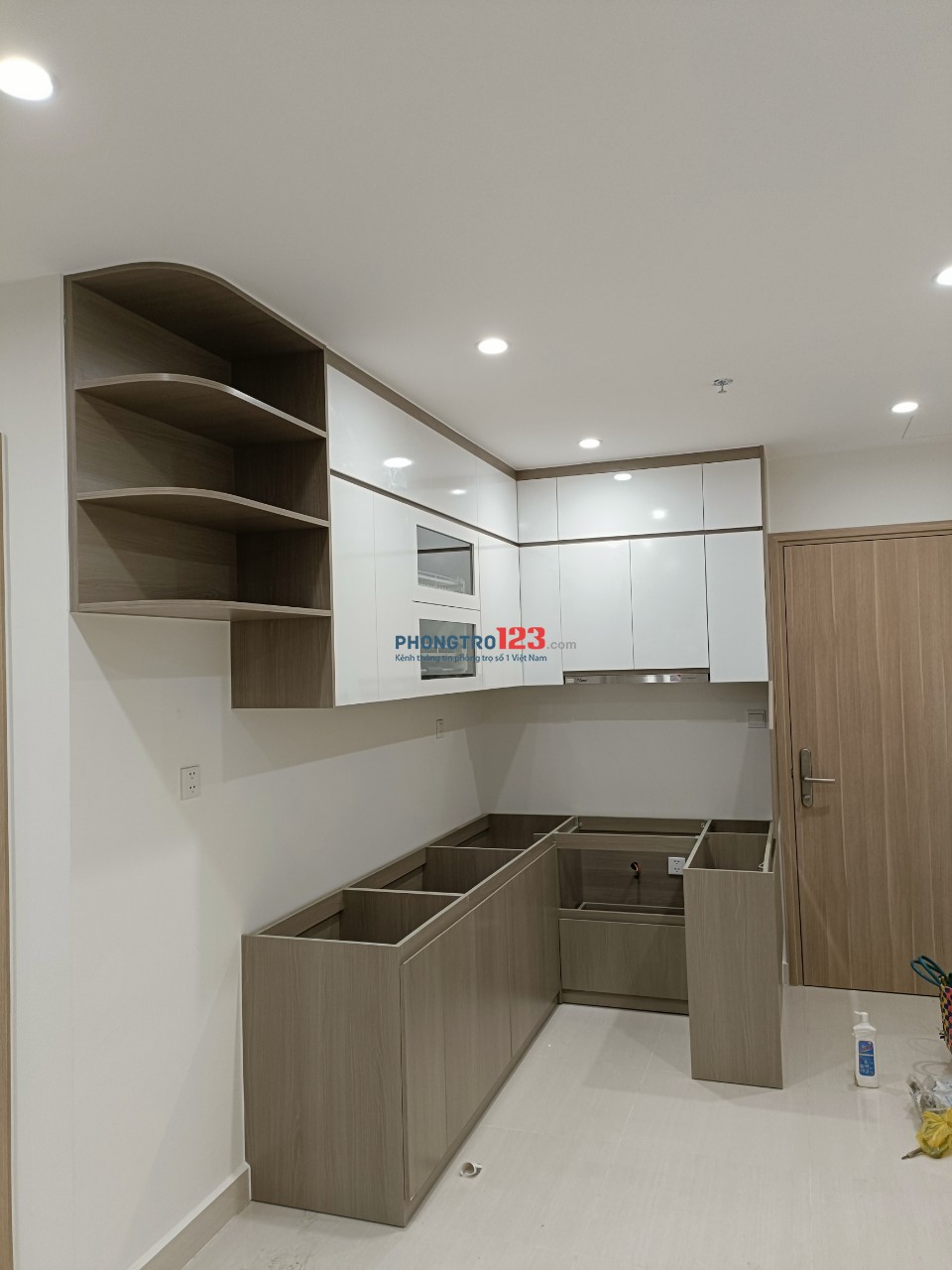 Cho Thuê Căn hộ 2PN+ GIÁ 10TR TẠI VINHOMES GRAND PARK 85m2