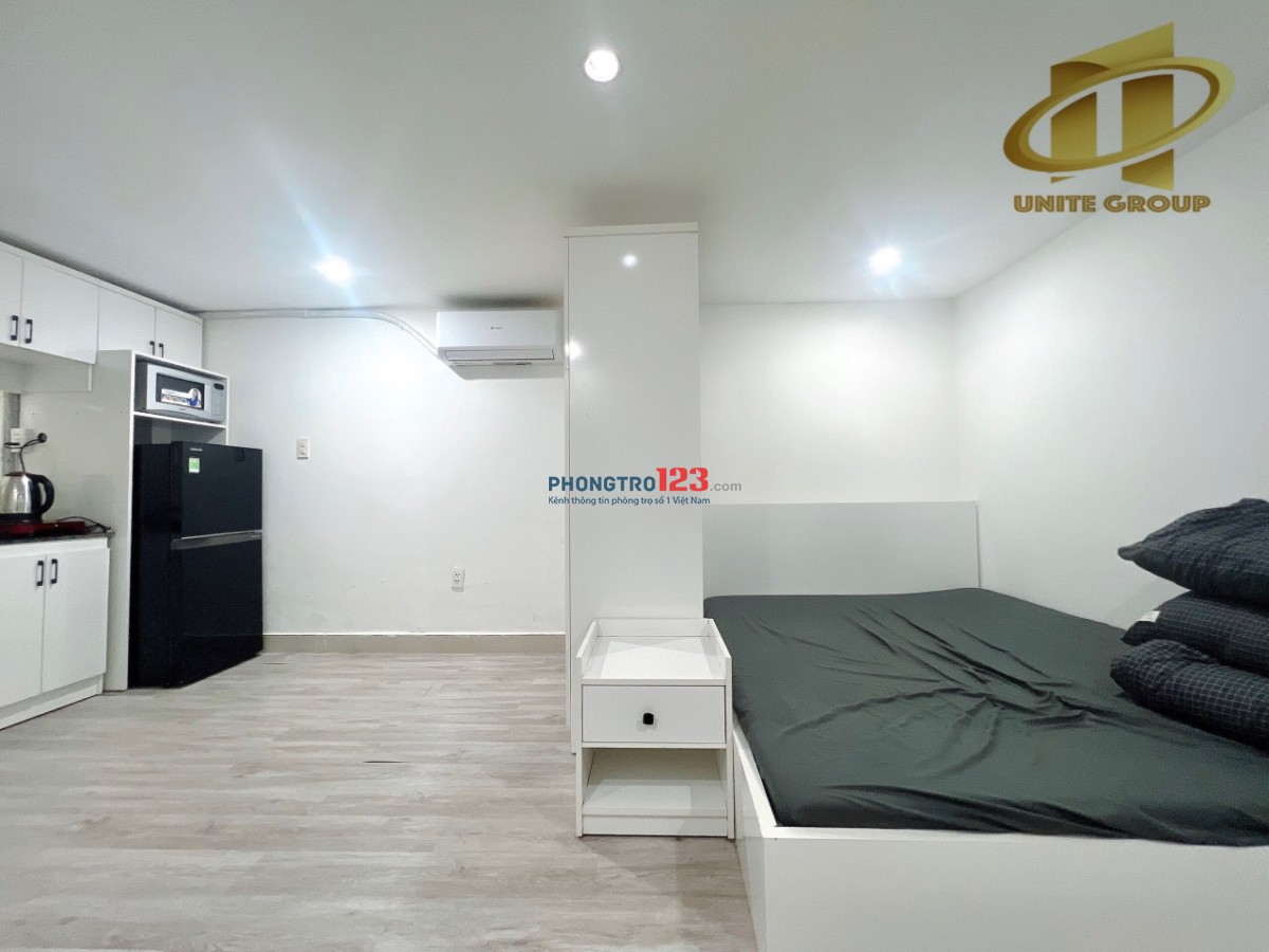 2PN_BANCONG_FULL NT ngay mặt tiền Võ Thị Sáu,Q3