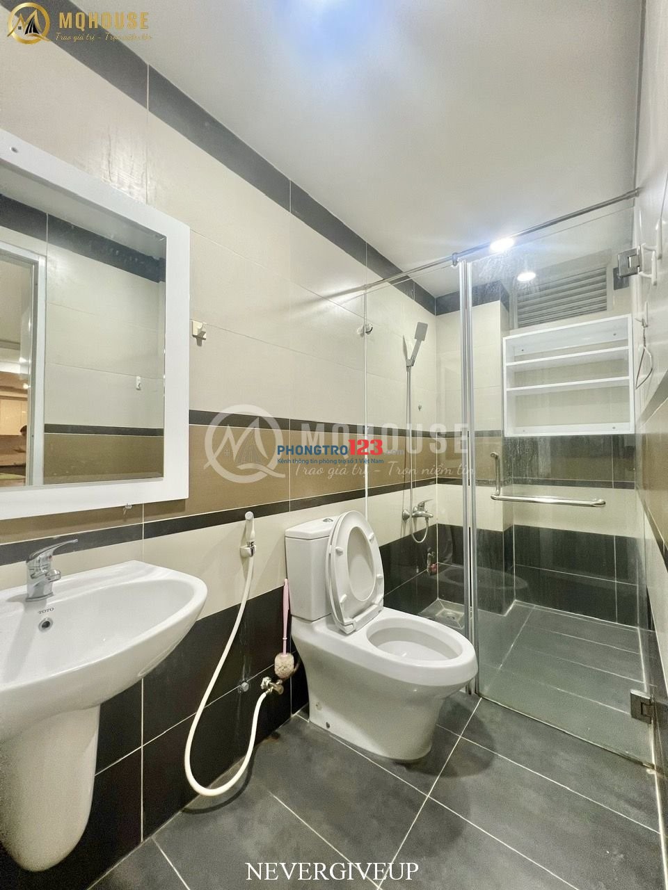 Khai Trương CHDV Full Nội Thất Cao Cấp, Ban Công, Hầm Xe, Tháng Máy, Hẻm An Ninh - gần Cầu Thị Nghè