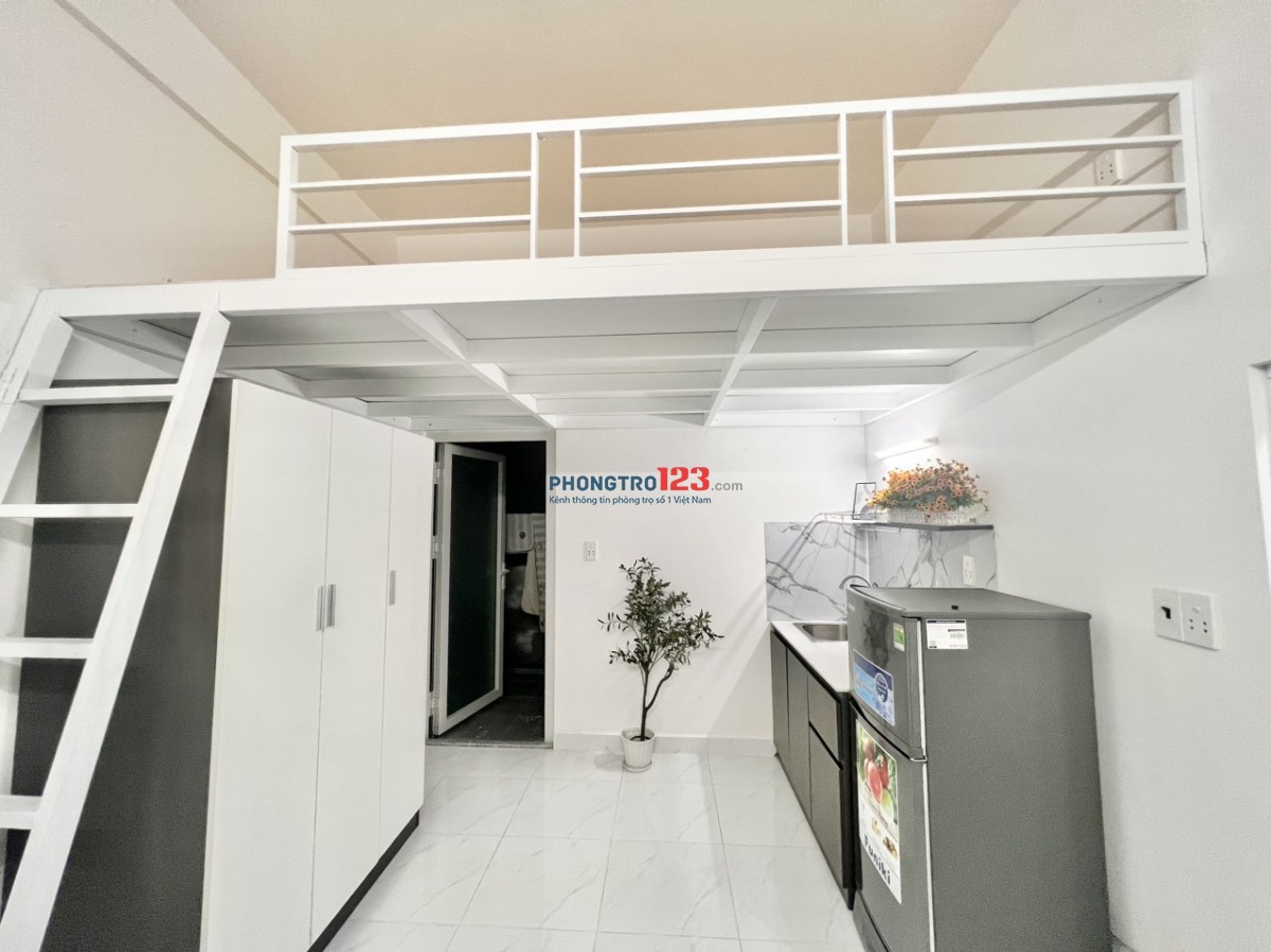 Căn hộ Duplex Cửa Sổ lớn FULL Nội Thất mới ngay Ngã Tư Nơ Trang Long - Xát đường Phạm Văn Đồng