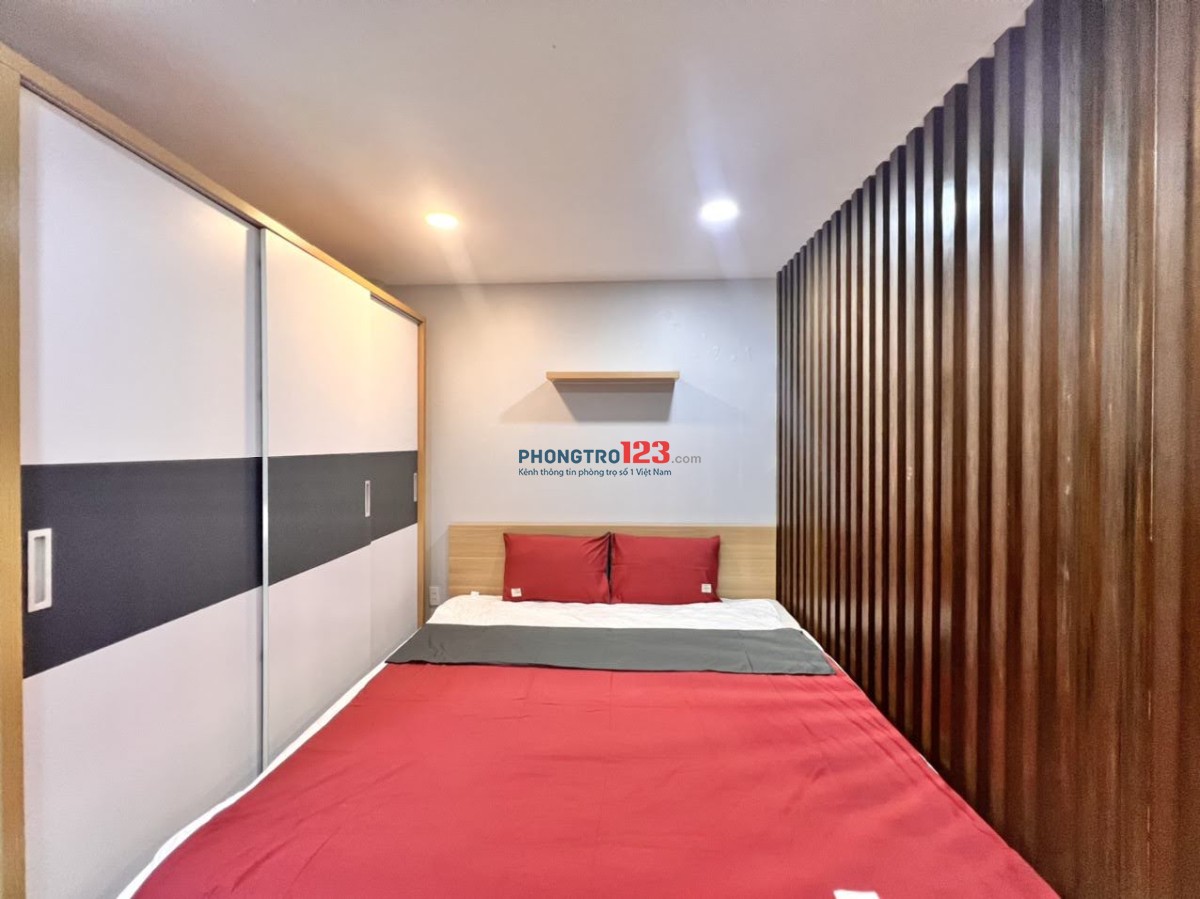 Căn studio xinh xăn giường xa bếp thiết kế sang trọng ngay Phan Xích Long