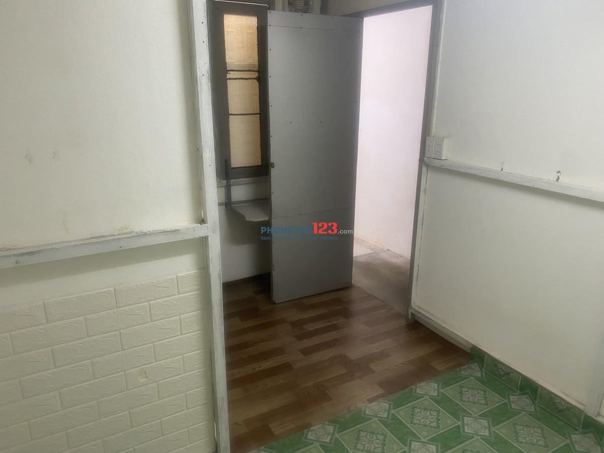 Cho thuê phòng trọ giá rẻ Đoàn Văn Bơ, Quận 4