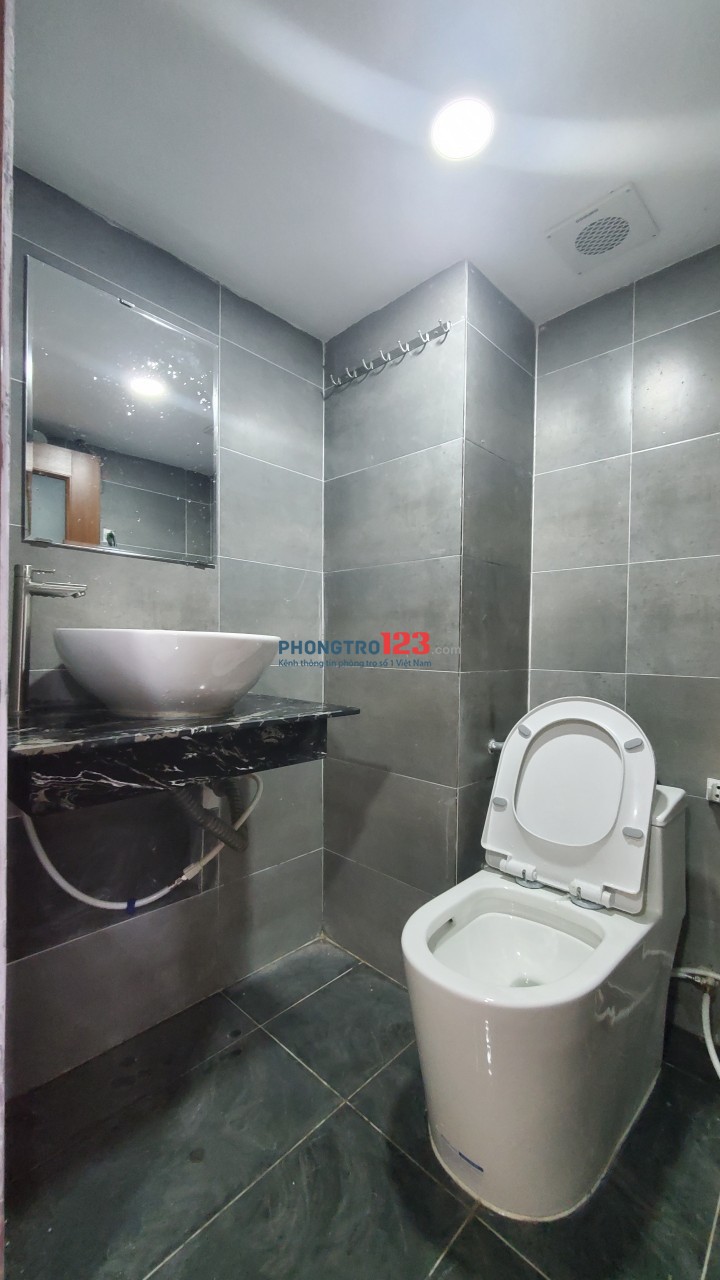 Cho thuê duplex - 35M2- gát rộng- ban công - Full Nội thất- mới xây-ngay Bến xe Miền Đồng- chỉ 5tr.