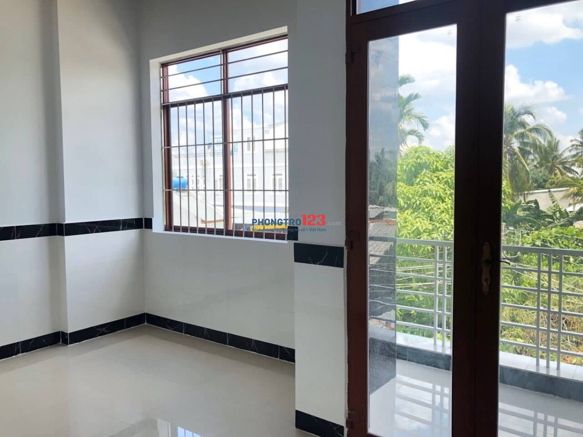 Nhà mới nguyên căn, 102m2, 3pn, Phạm Thái Bường, P.4, tp.Vĩnh Long