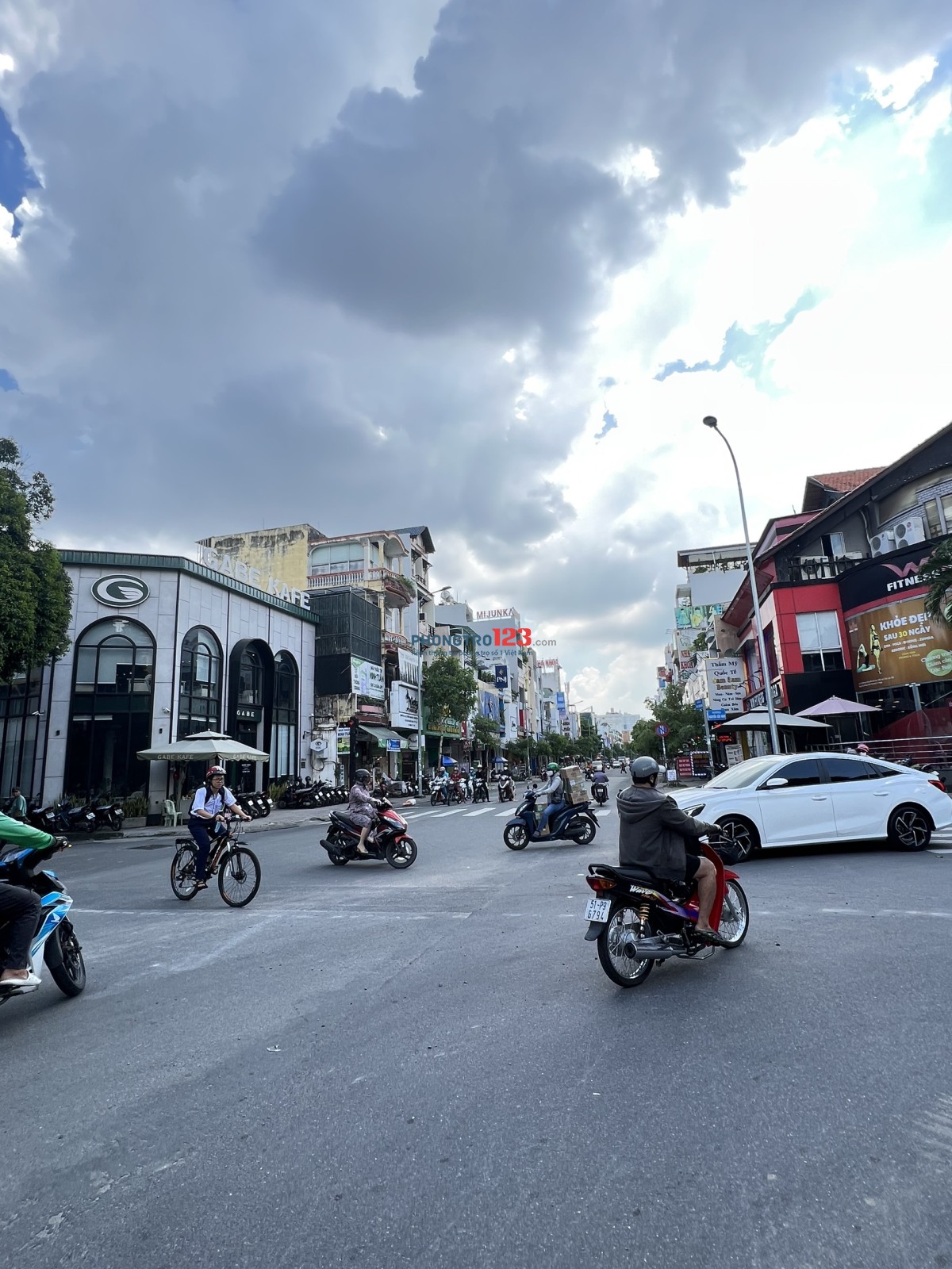 Mặt bằng SIÊU ĐỈNH GÓC 2 Mặt tiền đường Tân Sơn Nhì, Quận Tân Phú, ngang 12m, ngay ngã tư