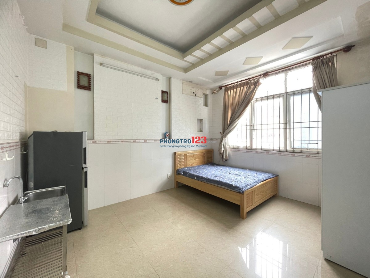 Còn 1 Phòng 4,5tr khu cư xá Lữ Gia đối diện ĐH Bách Khoa