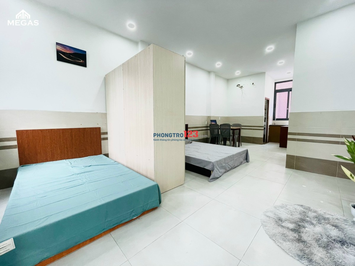 Phòng cho thuê 2 GIƯỜNG có BAN CÔNG Ở TÂN KỲ TÂN QUÝ GIÁP MÃ LÒ