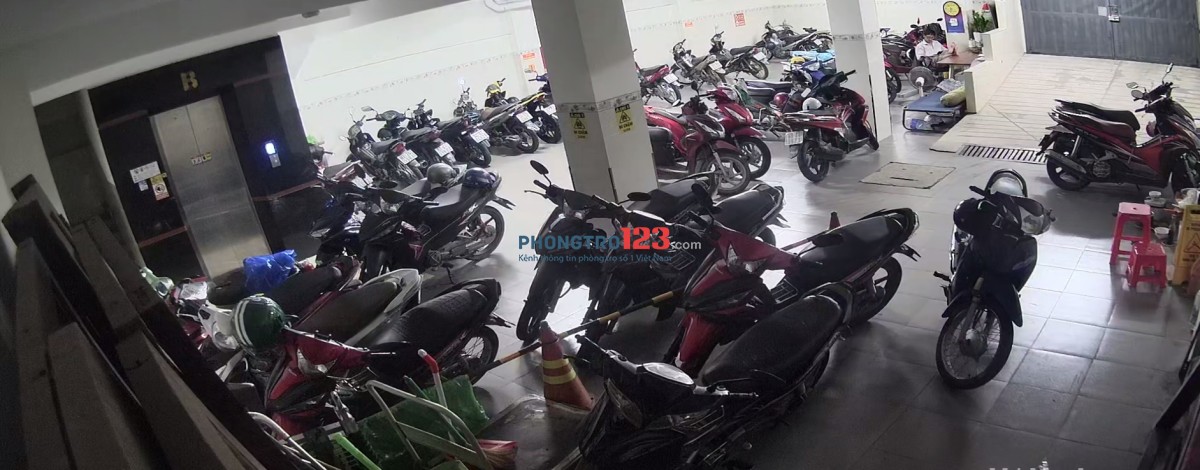 Chỉ co1phòng 3tr4 máy lạnh, nước nóng gần ngã tư thủ đức và các trường ĐH, khu CNC chỉ từ 1-2km