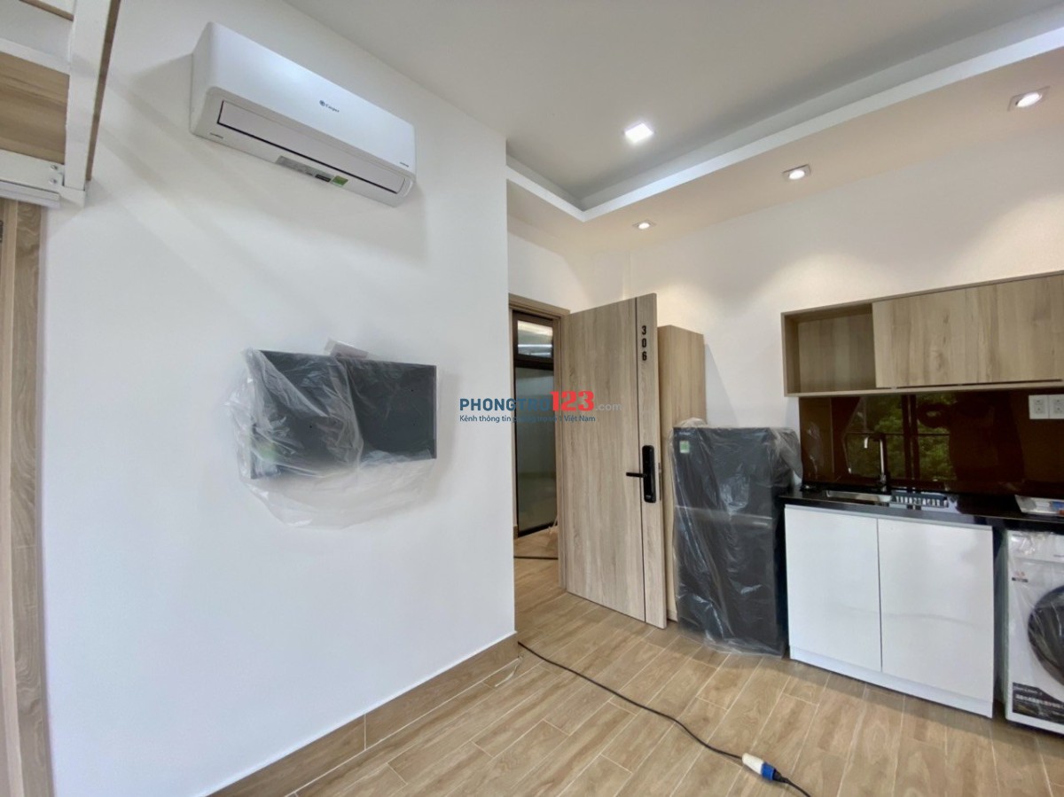 Duplex full nội thất, cách ngã tư Thủ Đức tầm 5p, gần ĐH UFM, CĐ Công Thương, CĐKTĐN, Sư phạm Kỹ thuật